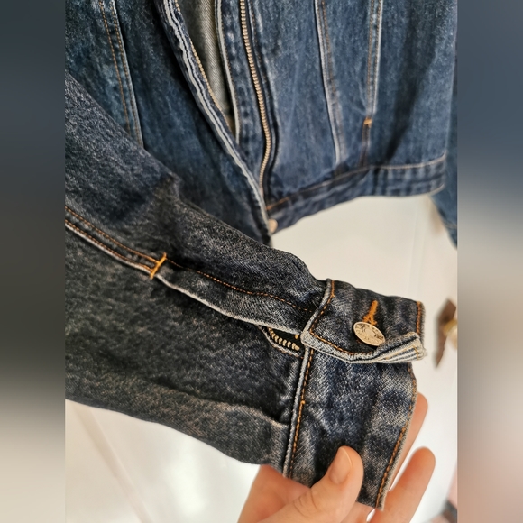 Tommy Hilfiger zip up dark wash denim jacket women's Medium - Picture 7 of 7